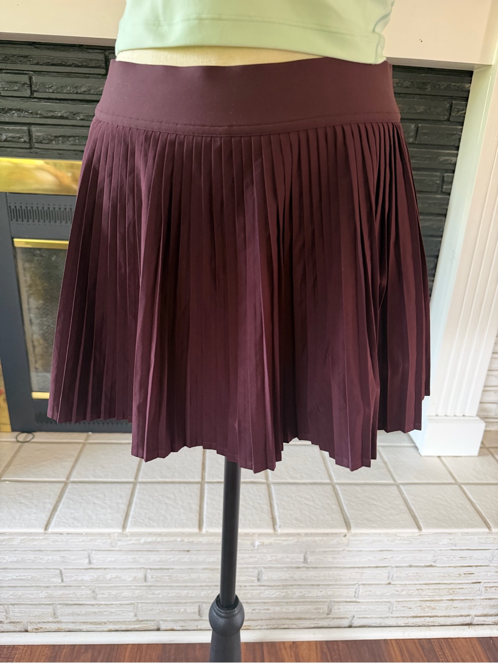 Lululemon Athletica Pleated Wine Mini Skirt